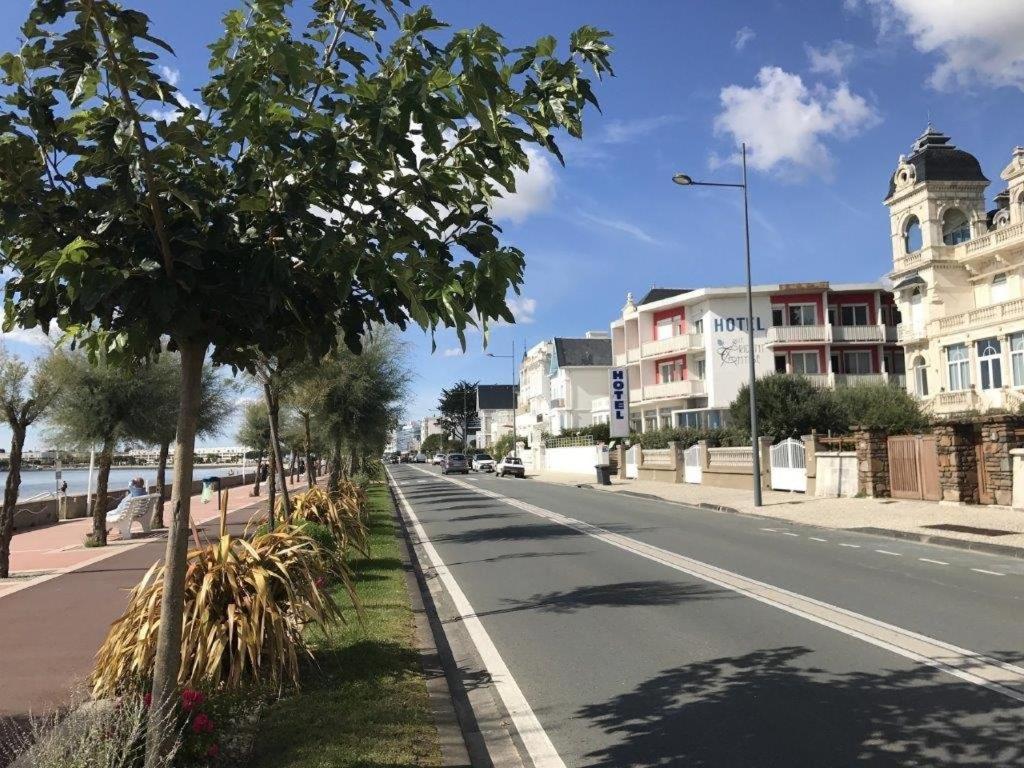 Royan - Studio Lumineux Au Calme - 30M De La Plage - Quartier Du Parc Exterior photo