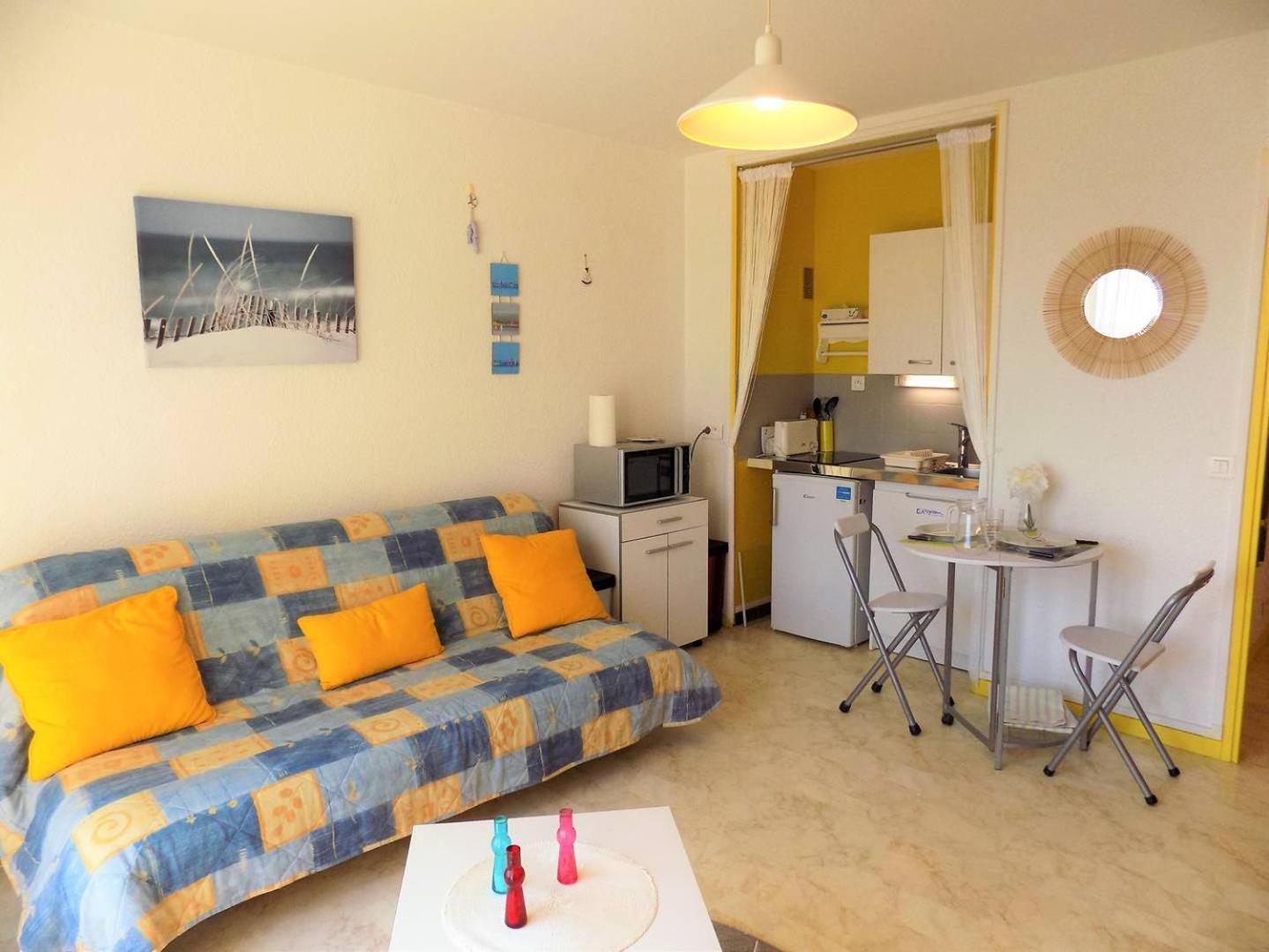 Royan - Studio Lumineux Au Calme - 30M De La Plage - Quartier Du Parc Exterior photo